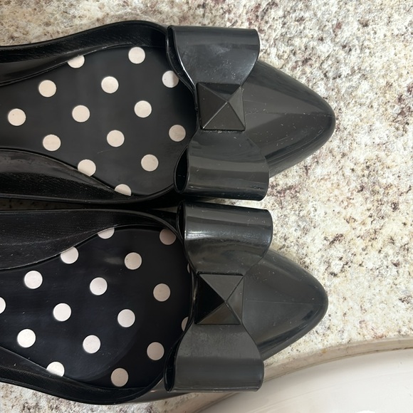 Kate Spade black plastic flats with bow - Picture 10 of 12